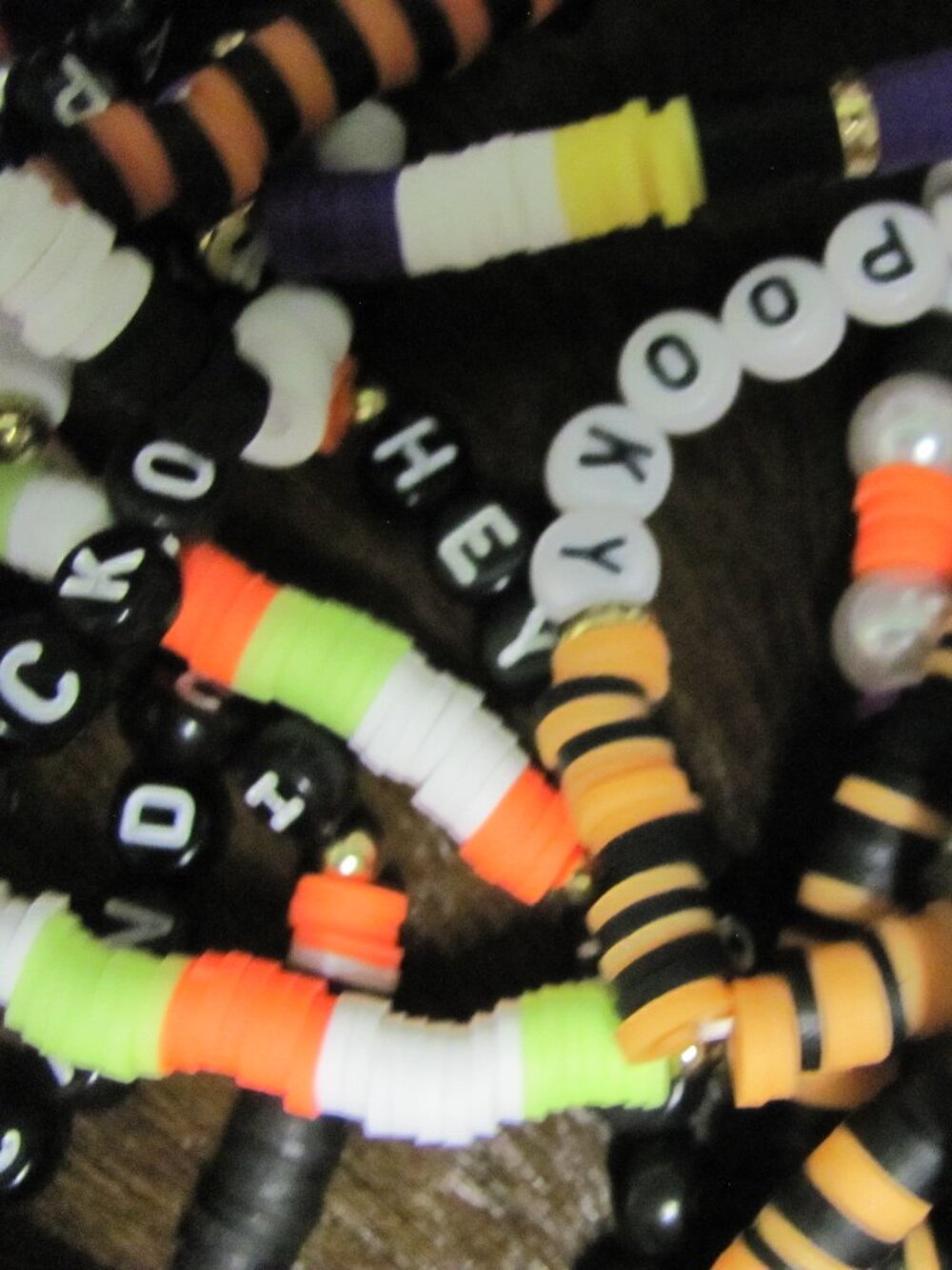 🎃Halloween Word + Colorful Bracelets 1 SET OF 5 BRACELETS NEW